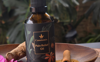 The Rise of Herbal Oil for Pain Relief: A Natural Comeback in Modern India
